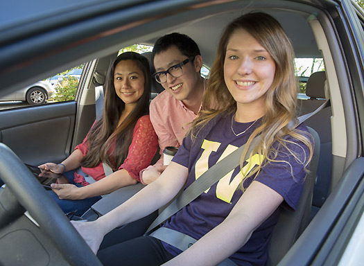 UW students carpooling