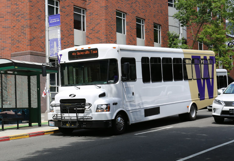 health sciences express shuttle at roosevelt clinic stop